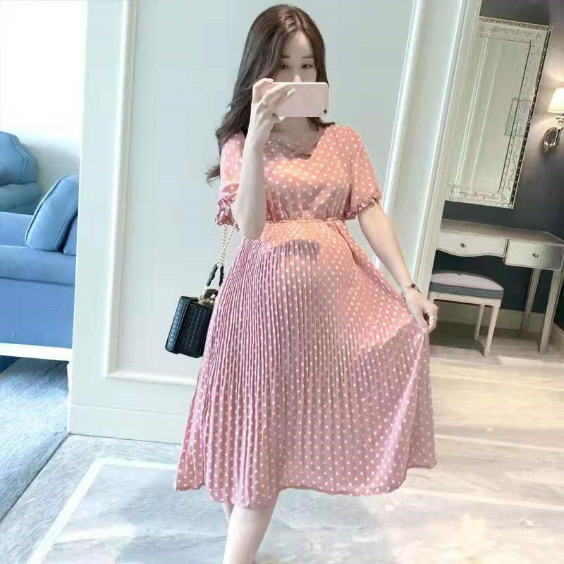 Wave Point Medium Length Maternity Dress: Embrace Comfort and Style